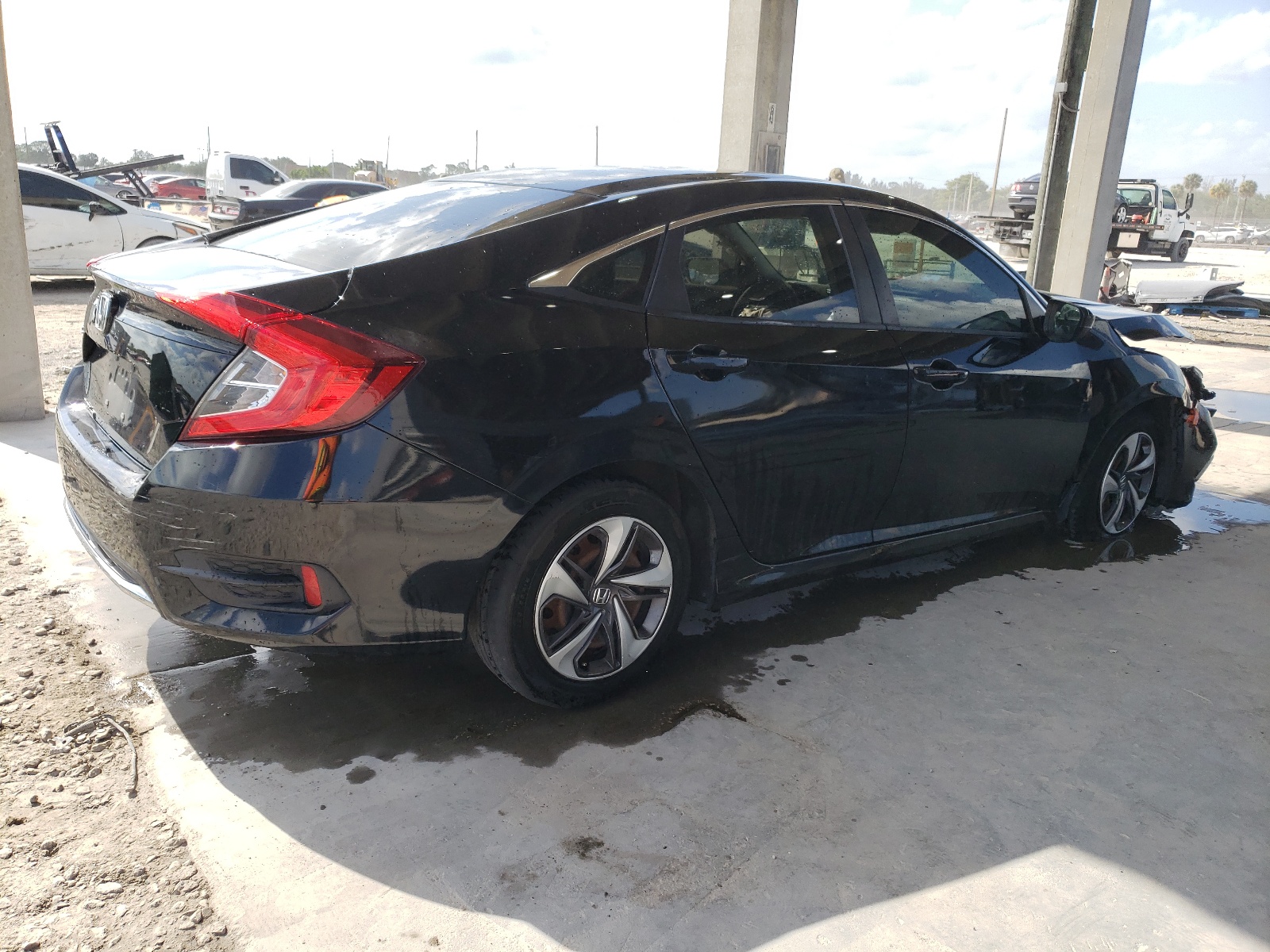 2019 Honda Civic Lx vin: 19XFC2F60KE049380