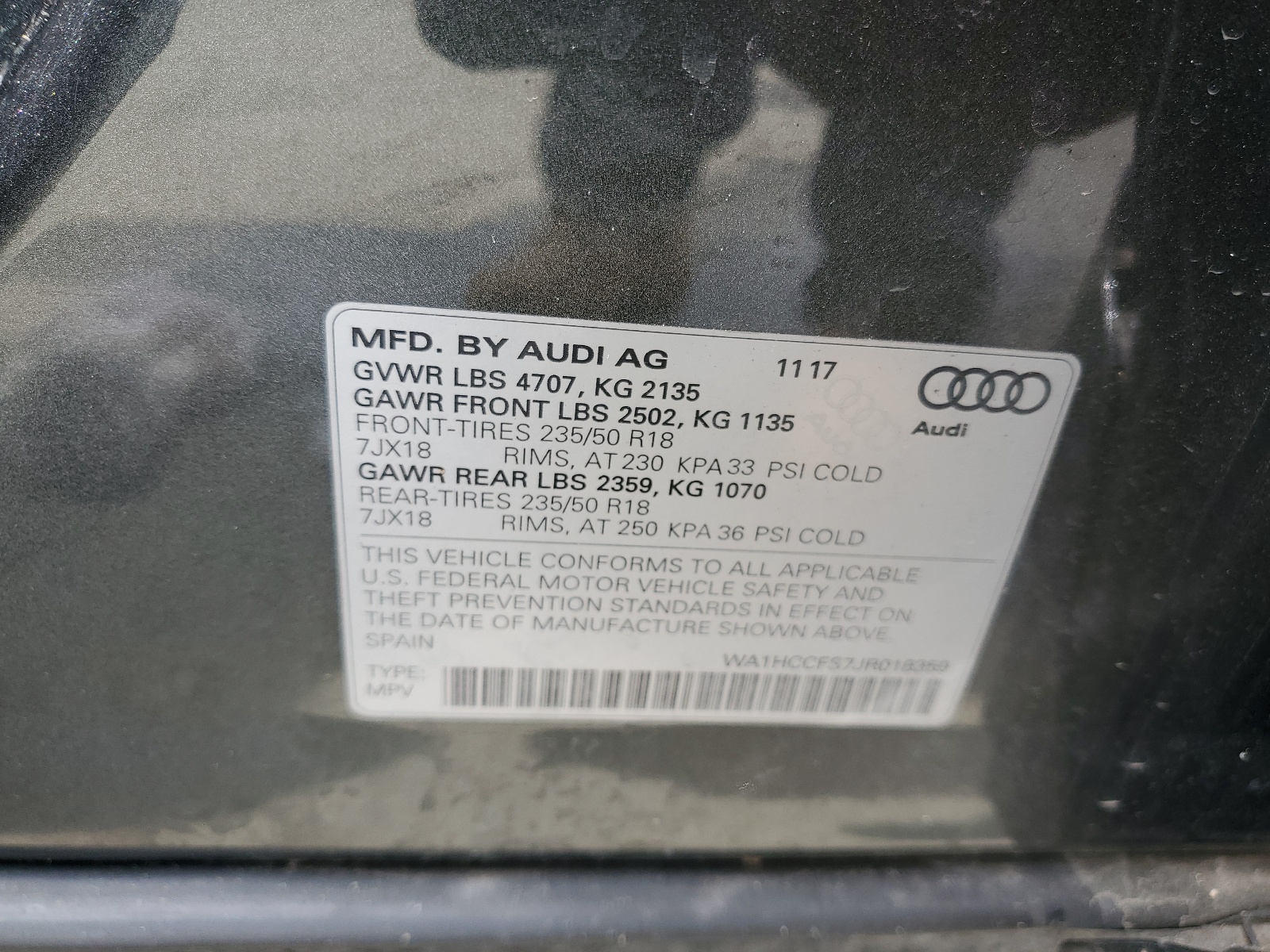 WA1HCCFS7JR018359 2018 Audi Q3 Premium Plus