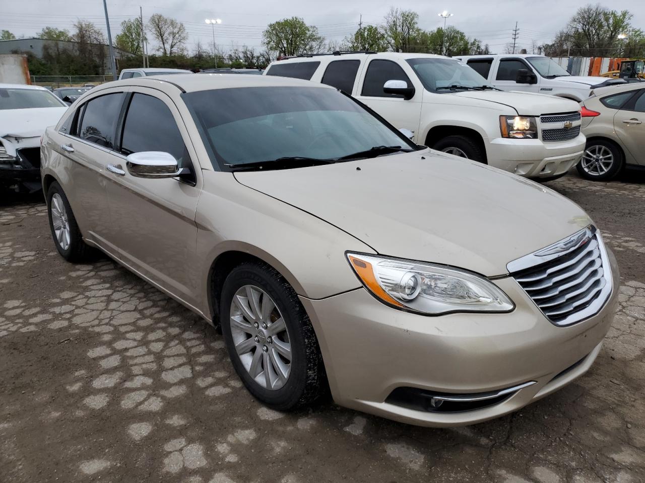 1C3CCBCG4DN560240 2013 Chrysler 200 Limited