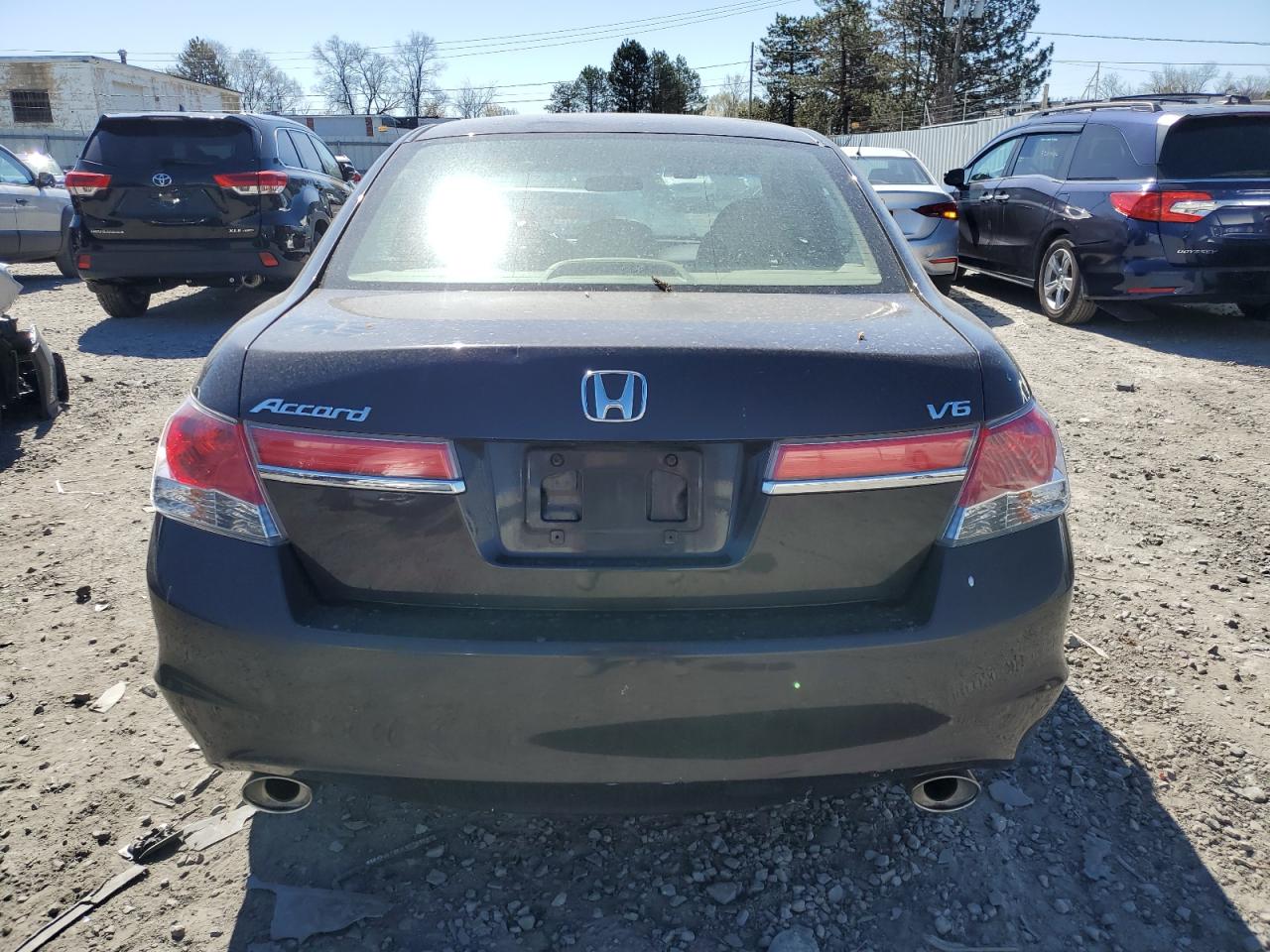 1HGCP3F76BA014305 2011 Honda Accord Ex