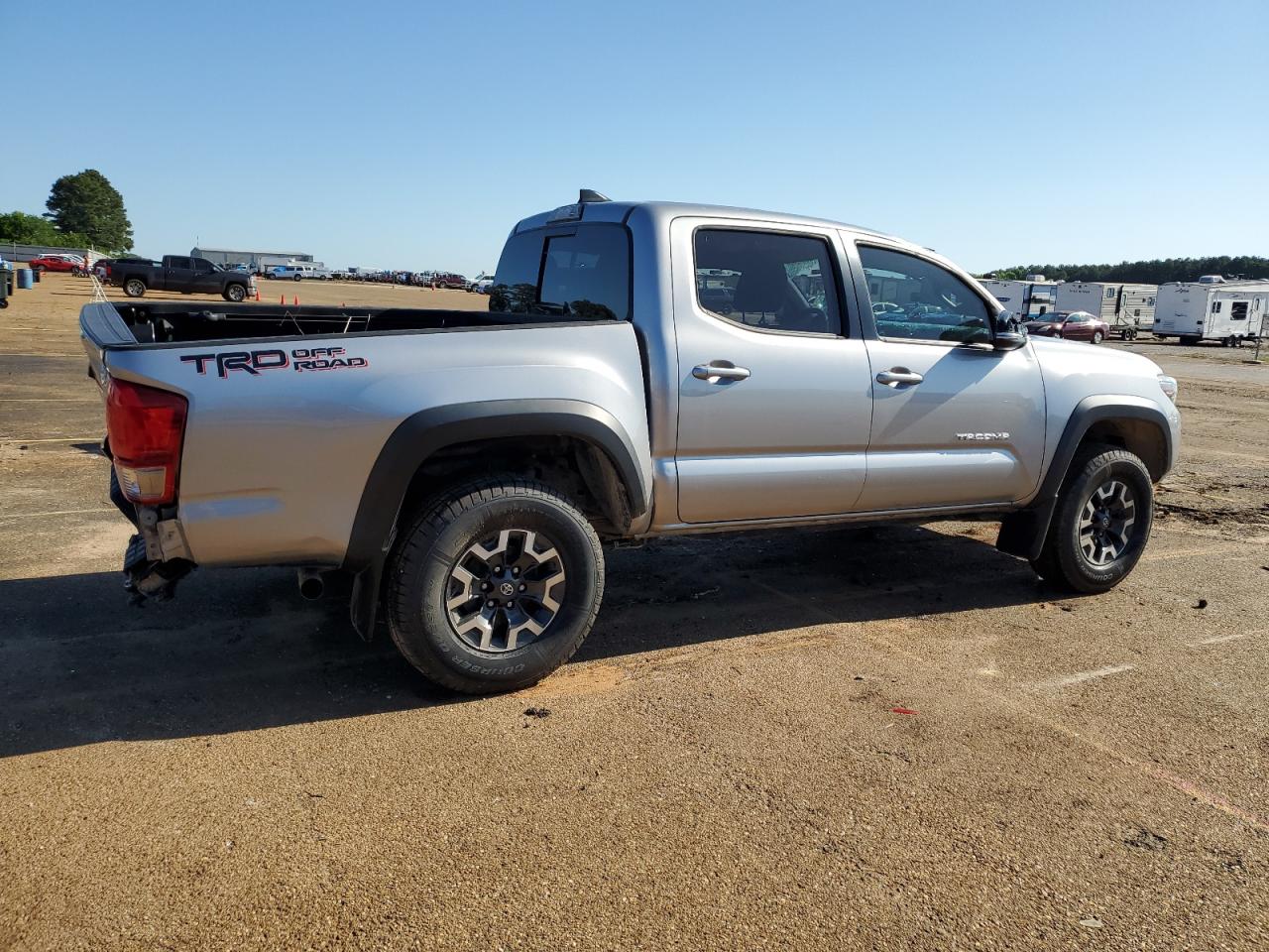 2017 Toyota Tacoma Double Cab VIN: 5TFAZ5CN3HX049615 Lot: 51873274