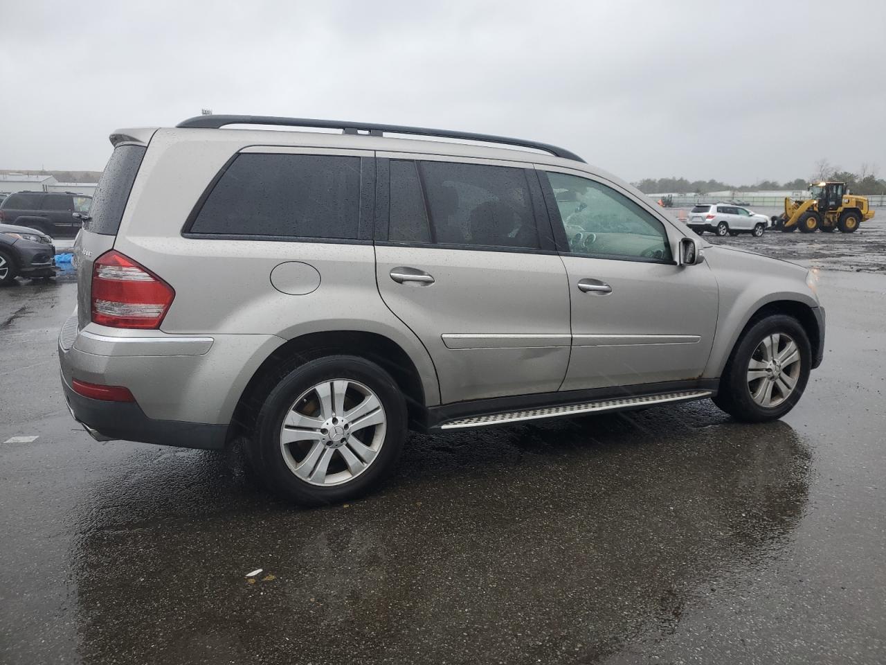 2007 Mercedes-Benz Gl 450 4Matic VIN: 4JGBF71E77A202196 Lot: 49373654