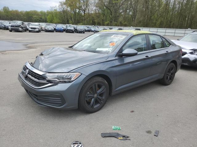  VOLKSWAGEN JETTA 2022 Серебристый