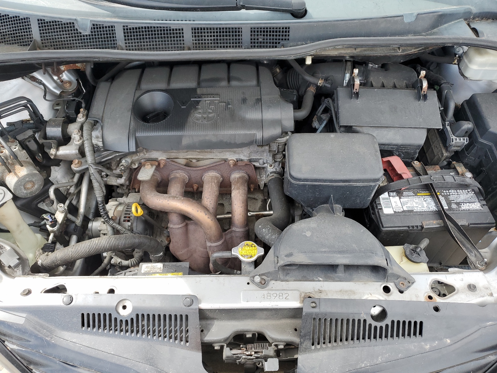 5TDKA3DC8BS005961 2011 Toyota Sienna Base