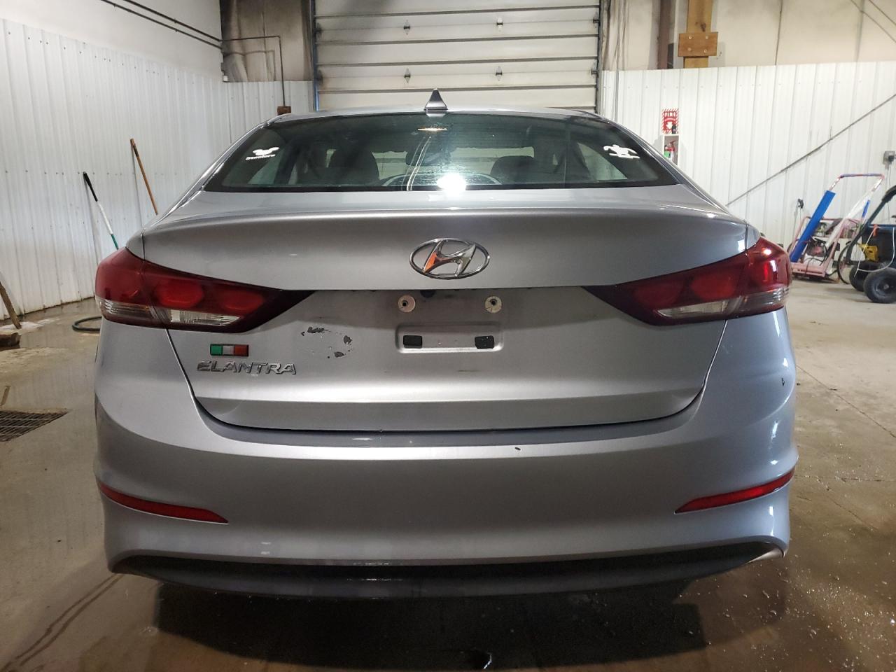 5NPD84LF8HH156321 2017 Hyundai Elantra Se