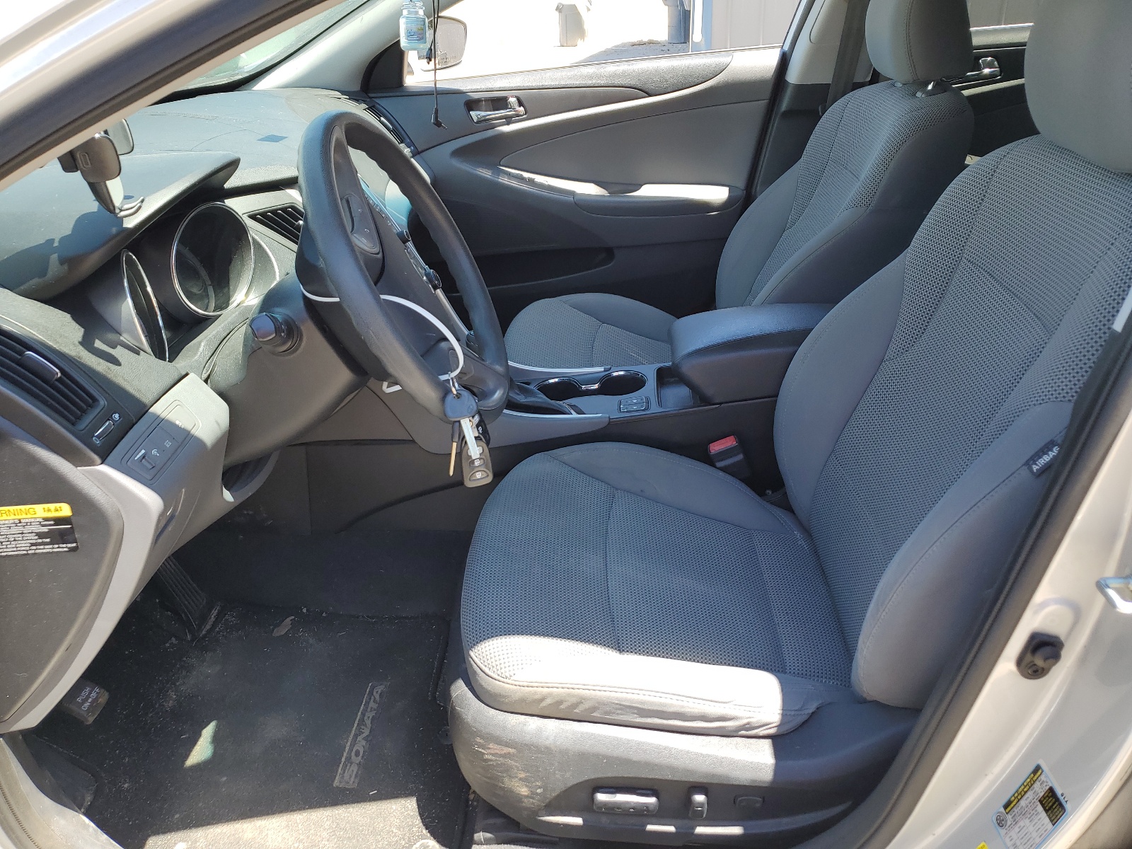 5NPEB4AC4DH736819 2013 Hyundai Sonata Gls