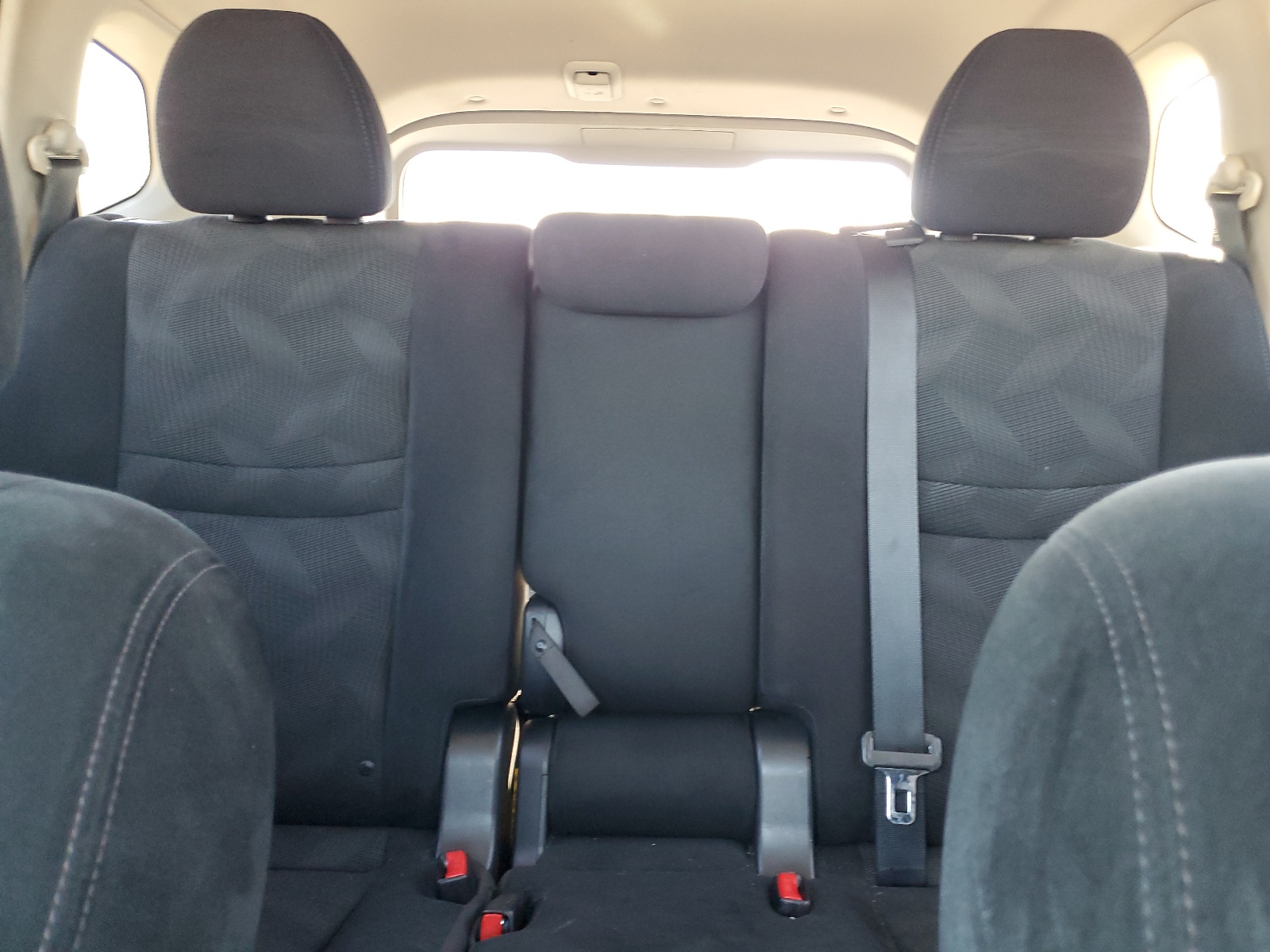 5N1AT2MT4FC826767 2015 Nissan Rogue S