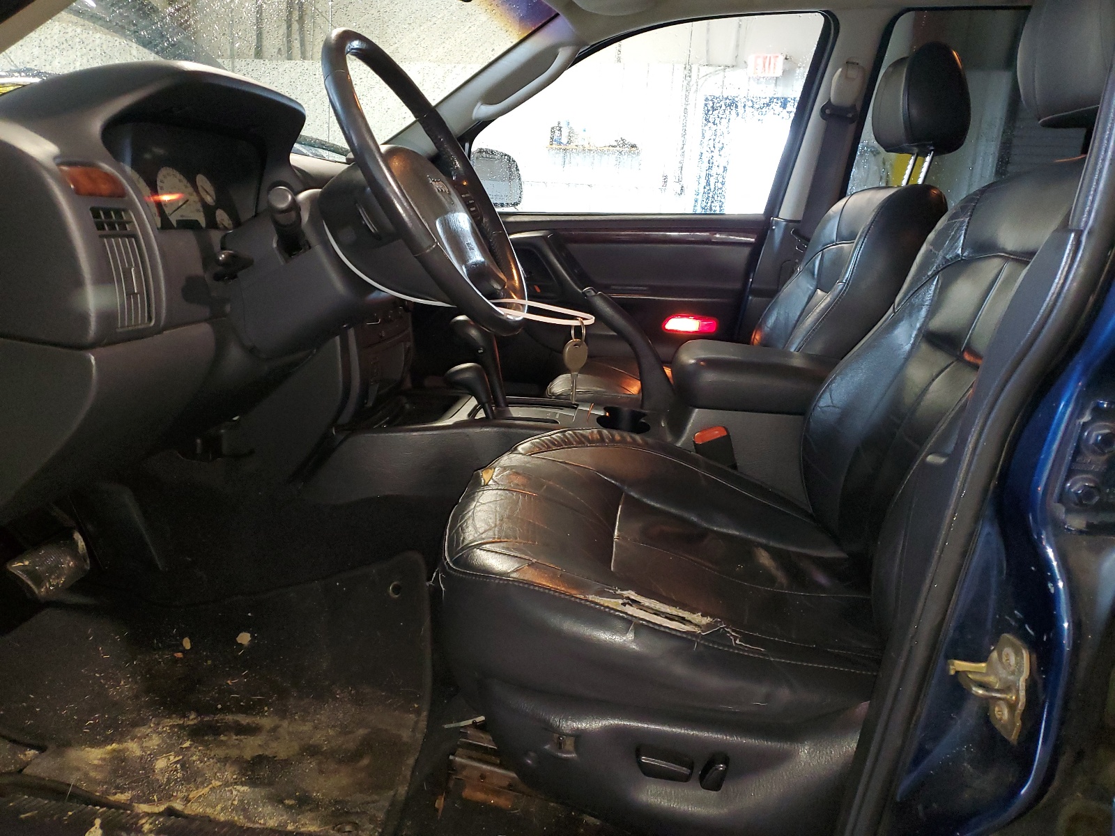 1J4GW58N62C322132 2002 Jeep Grand Cherokee Limited