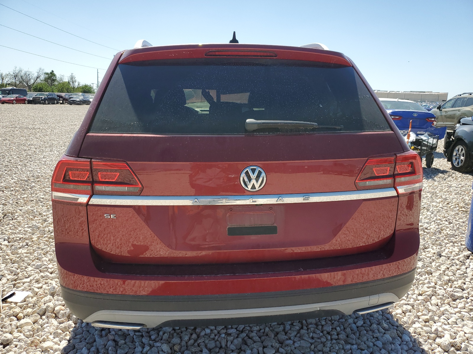 1V2DP2CA8KC601072 2019 Volkswagen Atlas Se