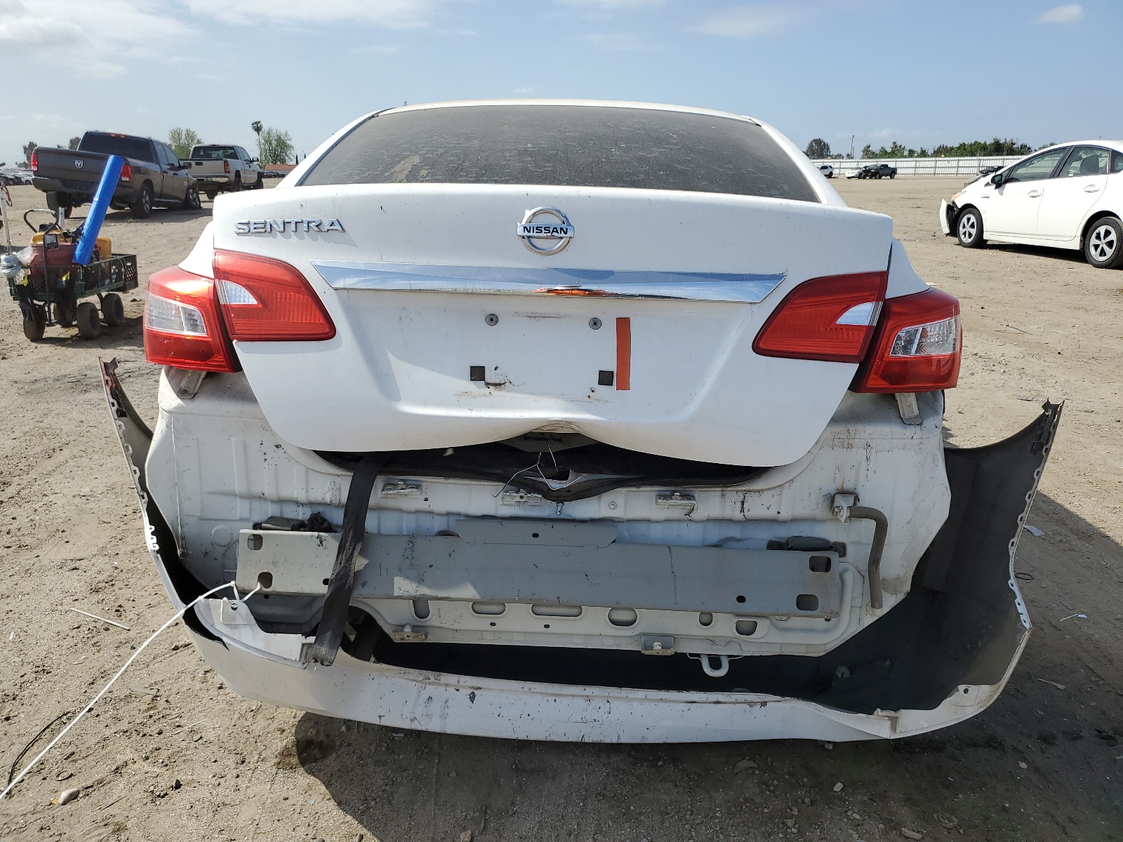 2016 Nissan Sentra S vin: 3N1AB7AP1GY292330