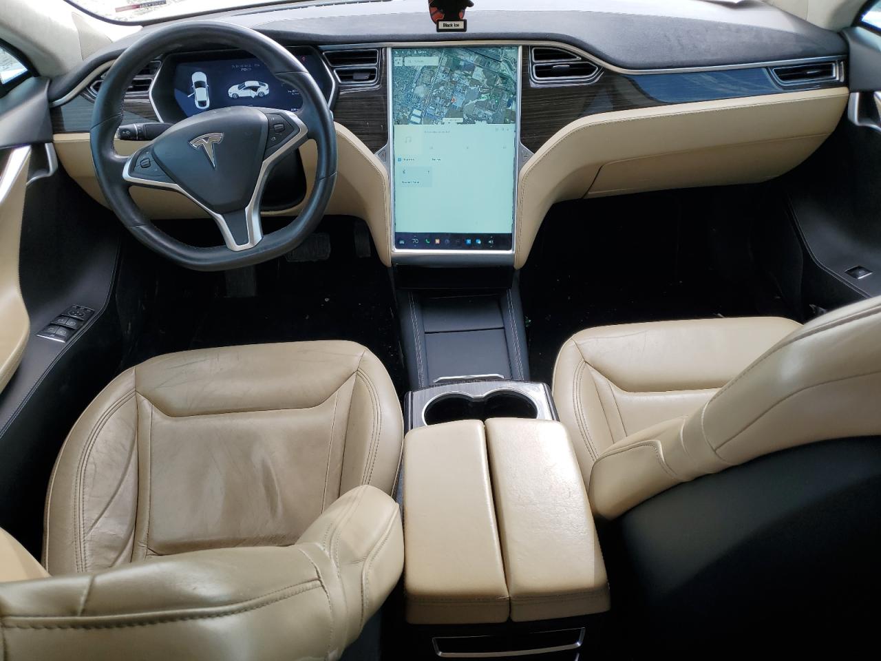 5YJSA1E27FF113931 2015 Tesla Model S