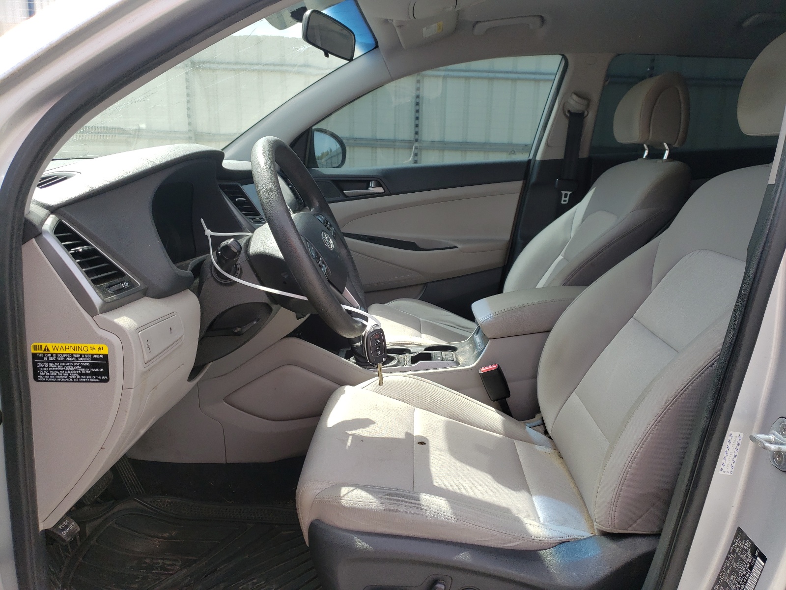 KM8J33A48JU693646 2018 Hyundai Tucson Sel