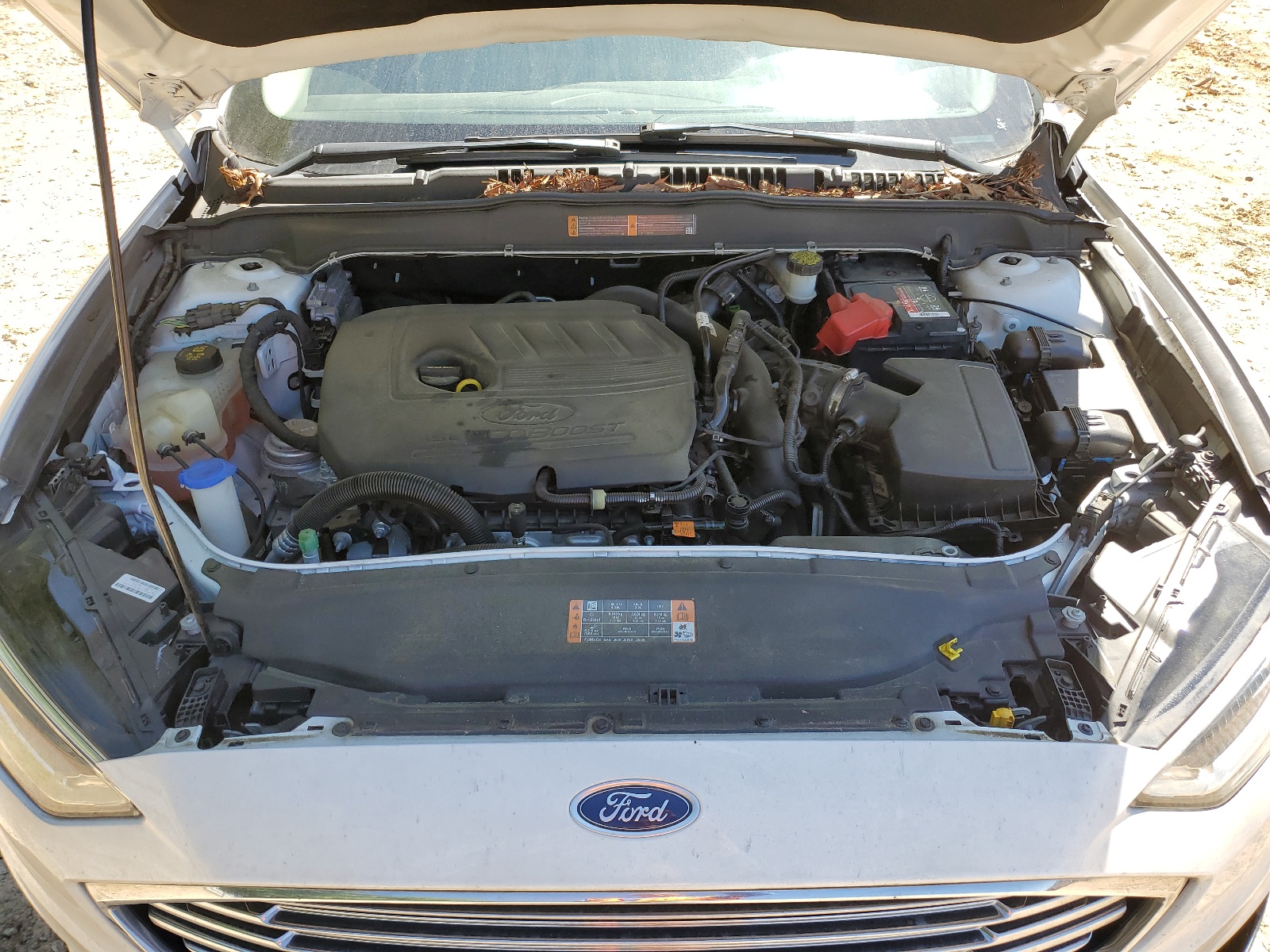 3FA6P0HDXJR104077 2018 Ford Fusion Se