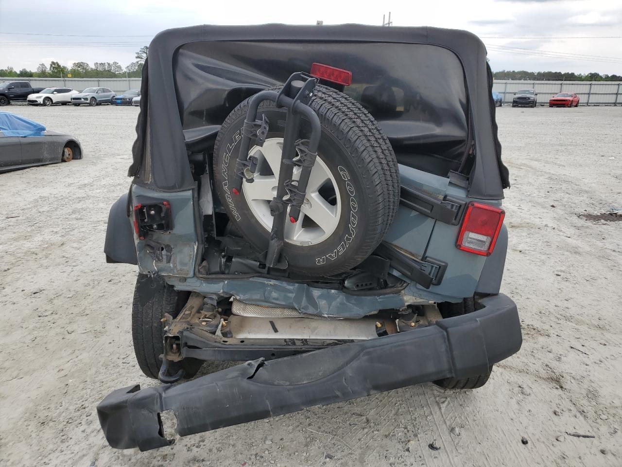 2015 Jeep Wrangler - Image 6
