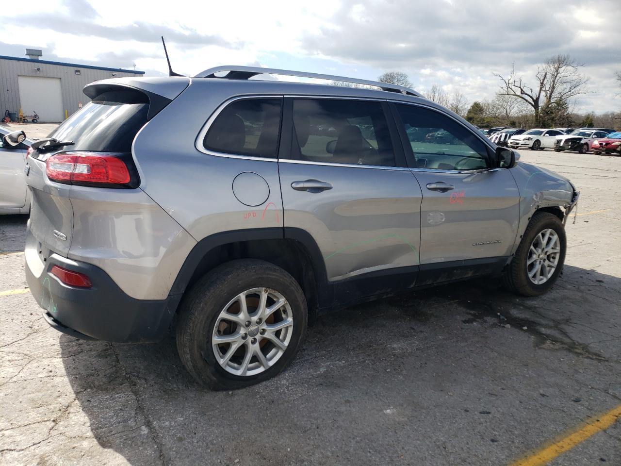 2017 Jeep Cherokee Latitude VIN: 1C4PJMCB4HW631763 Lot: 49556424