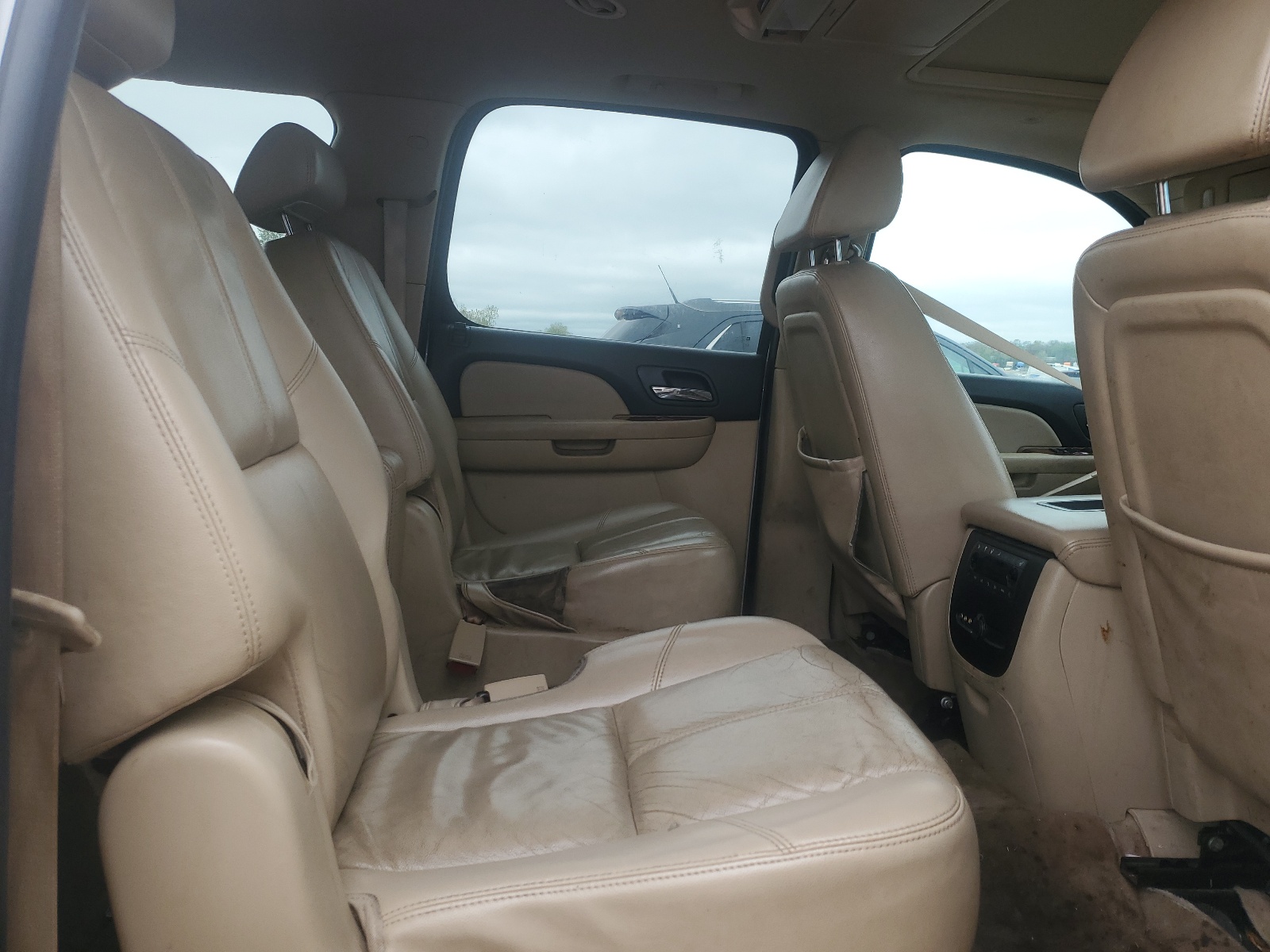 3GNFC160X8G203832 2008 Chevrolet Suburban C1500 Ls