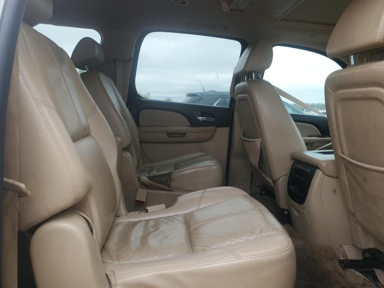 2008 Chevrolet Suburban C1500 Ls VIN: 3GNFC160X8G203832 Lot: 48903064