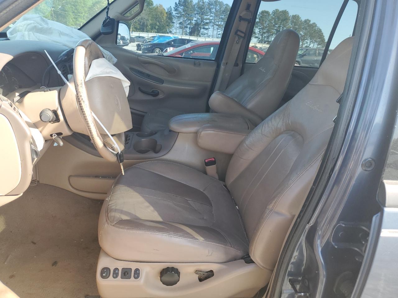 1999 Ford Expedition VIN: 1FMPU18L5XLC15062 Lot: 50883264
