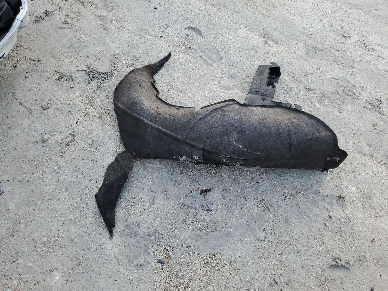 1GNSCBKCXKR242125 2019 Chevrolet Tahoe C1500 Lt