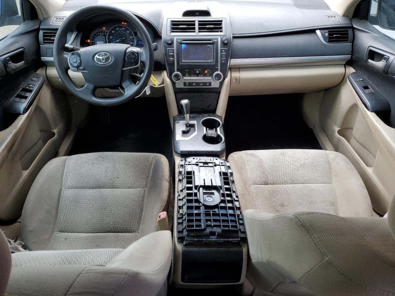 2014 Toyota Camry - Image 8