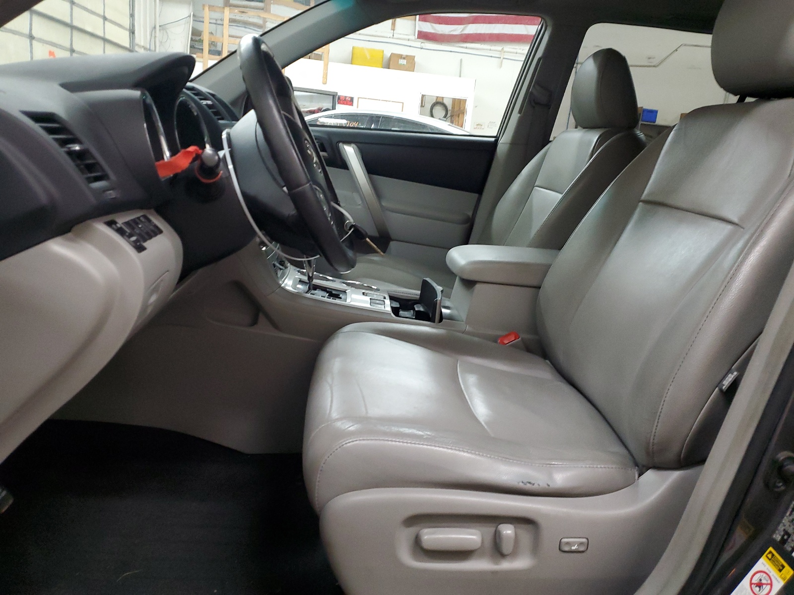 5TDBK3EH2CS104638 2012 Toyota Highlander Base