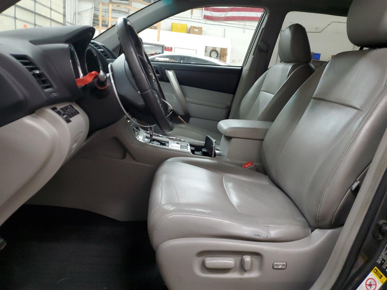 2012 Toyota Highlander Base VIN: 5TDBK3EH2CS104638 Lot: 52301664