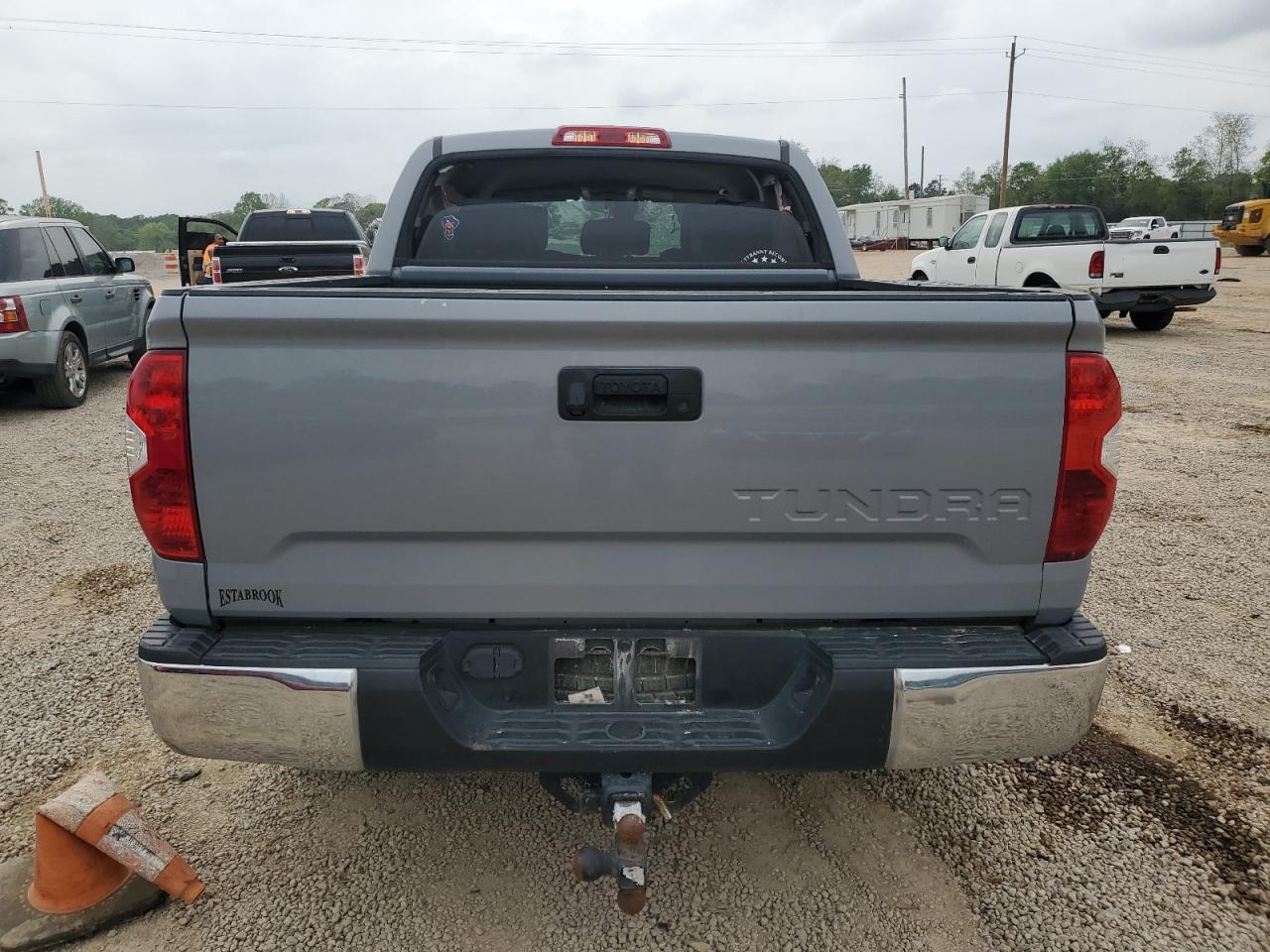 2020 Toyota Tundra Crewmax Sr5 VIN: 5TFEY5F12LX261590 Lot: 49142734