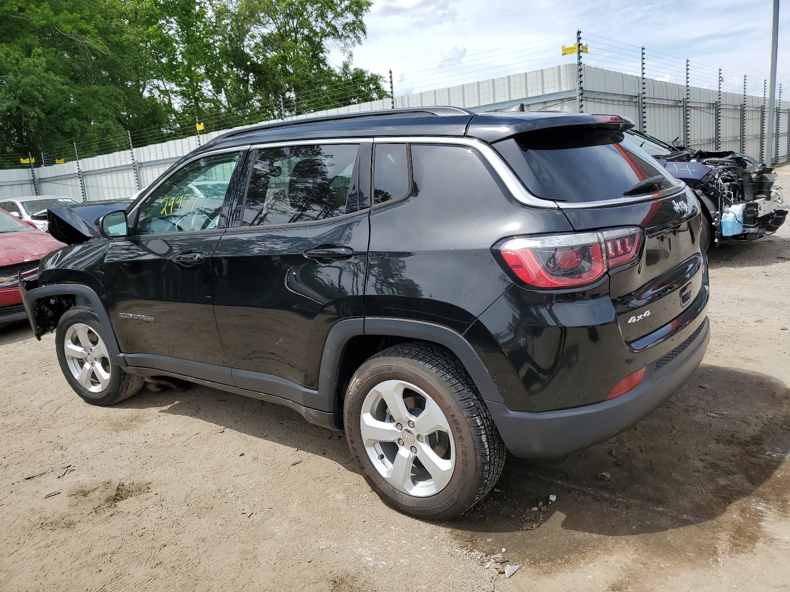 2019 Jeep Compass Latitude vin: 3C4NJDBB0KT848183