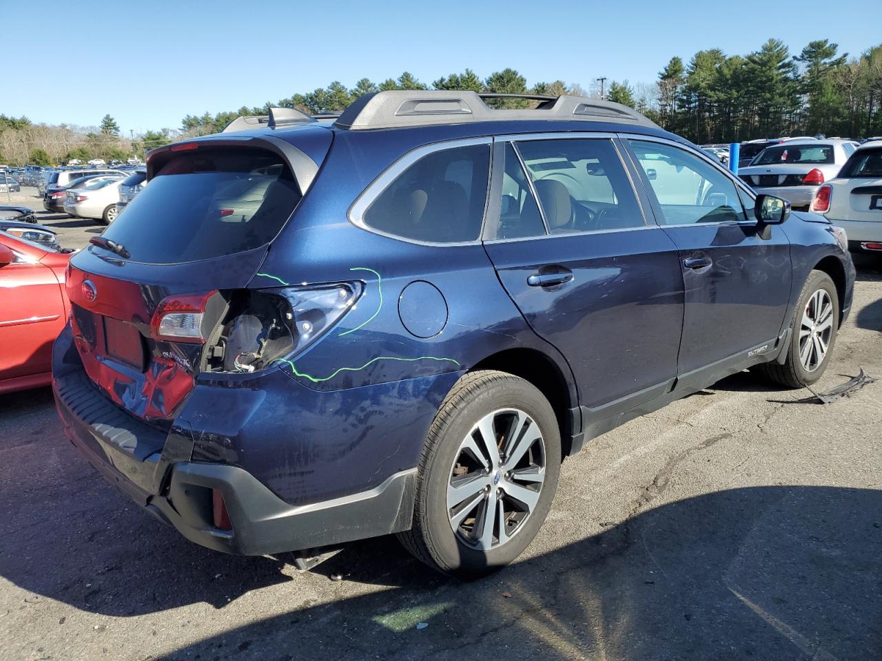 2018 Subaru Outback 3.6R Limited VIN: 4S4BSENC5J3355258 Lot: 47253224