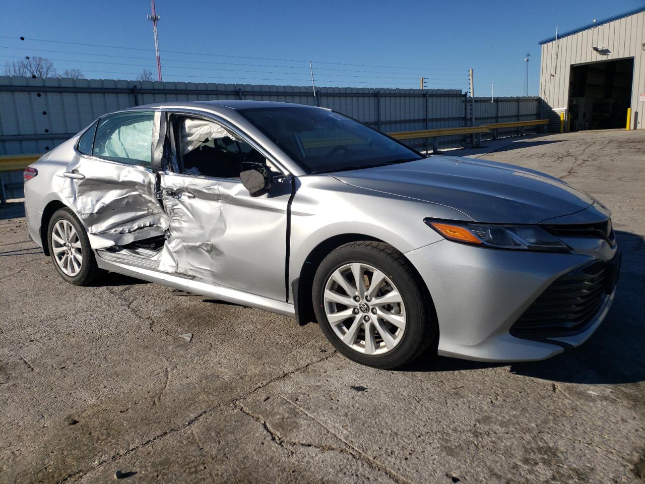 2020 Toyota Camry Le VIN: 4T1C11BK5LU012832 Lot: 49212144