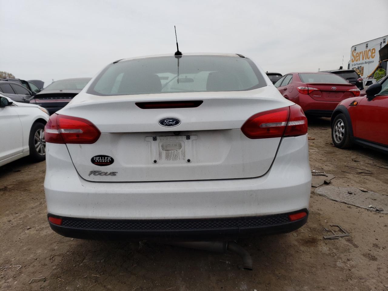 2018 Ford Focus S VIN: 1FADP3E27JL293314 Lot: 52233094