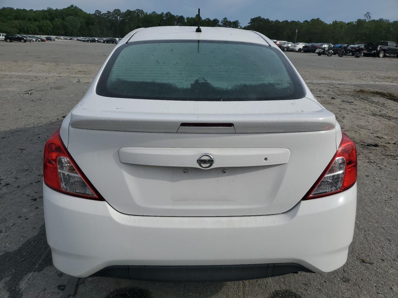 2018 Nissan Versa S VIN: 3N1CN7APXJL830687 Lot: 51229794