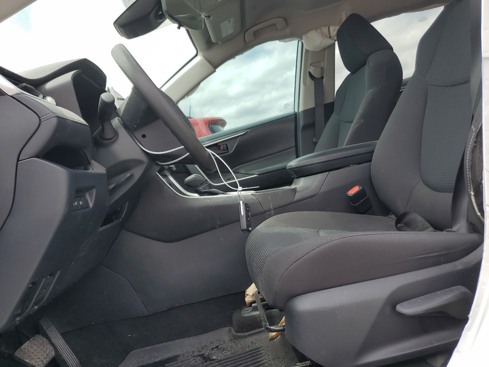 2T3H1RFVXPW290969 2023 Toyota Rav4 Le