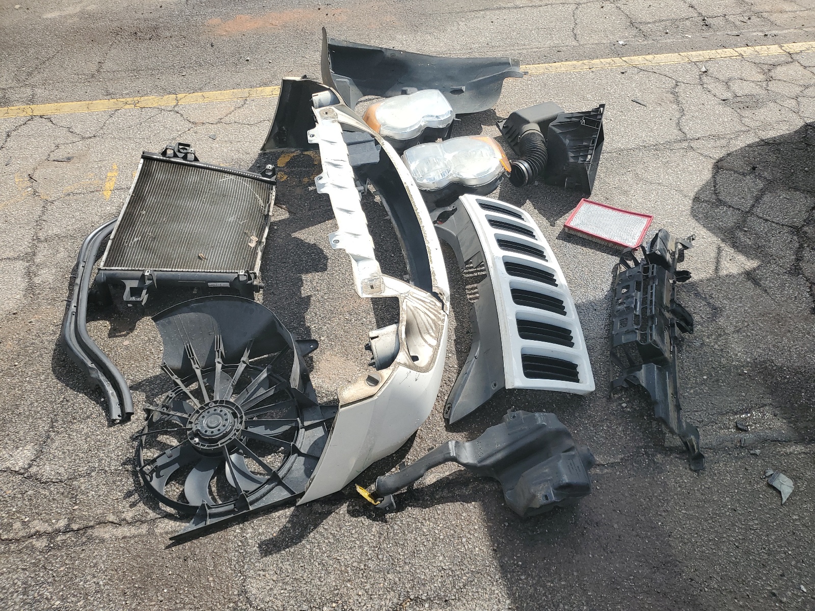 1J8GS48K49C528229 2009 Jeep Grand Cherokee Laredo