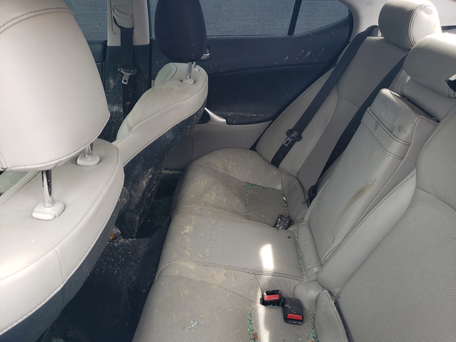 JTHCF5C27B5047200 2011 Lexus Is 250