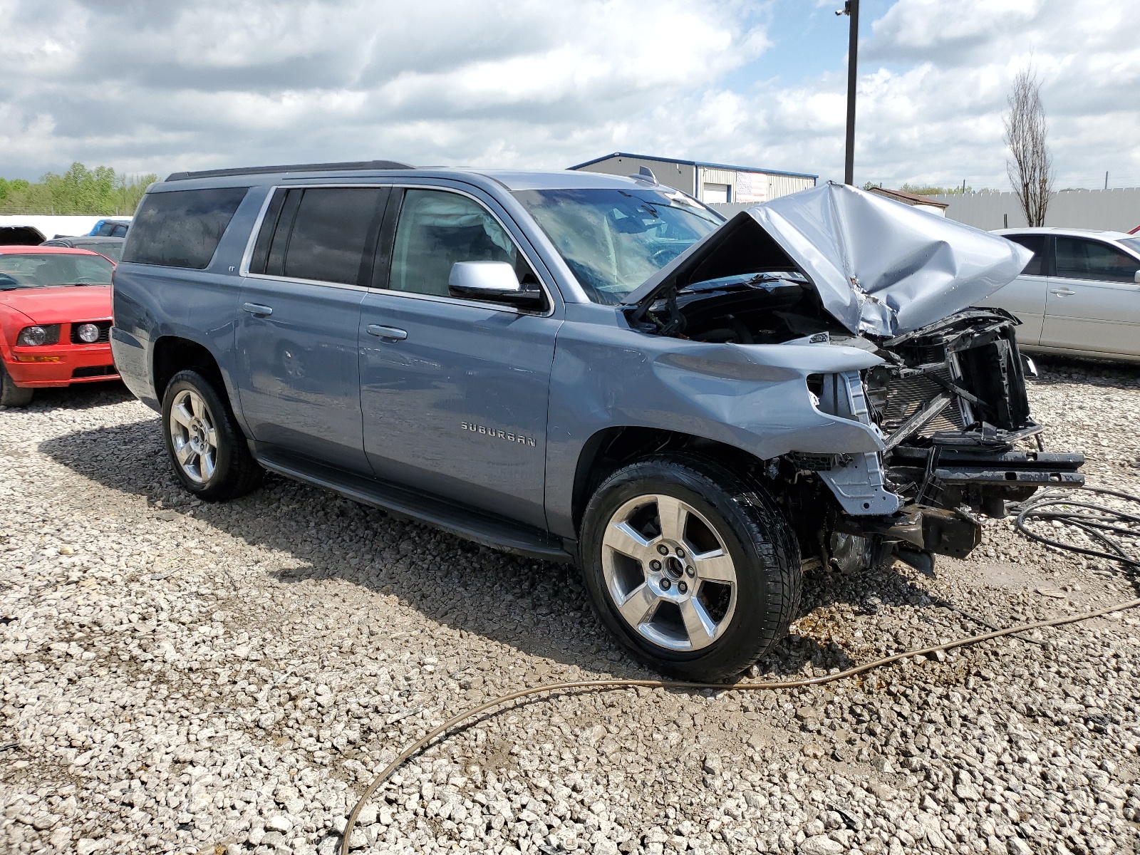 2016 Chevrolet Suburban C1500 Lt vin: 1GNSCHKC7GR169273