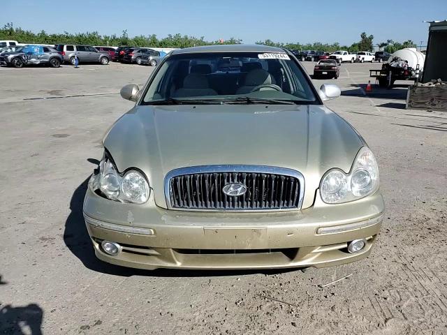 2002 Hyundai Sonata Gls VIN: KMHWF35H52A542938 Lot: 53119244