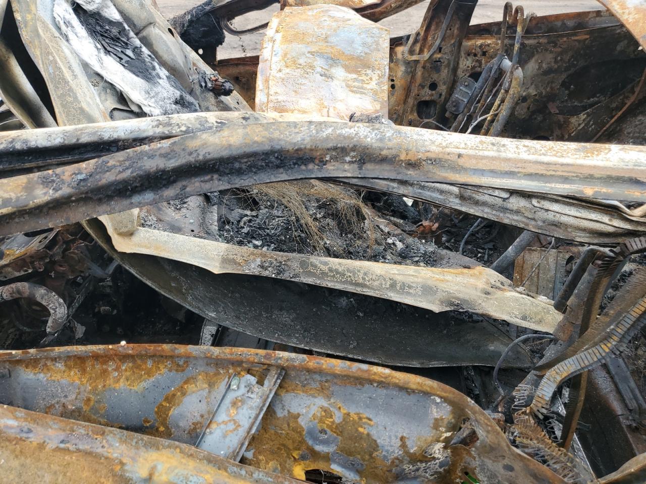 2011 Ford Escape Limited VIN: 1FMCU0E71BKC41088 Lot: 52127044