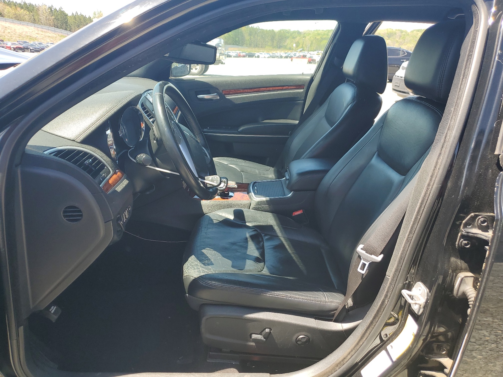 2C3CCAAG3EH223565 2014 Chrysler 300