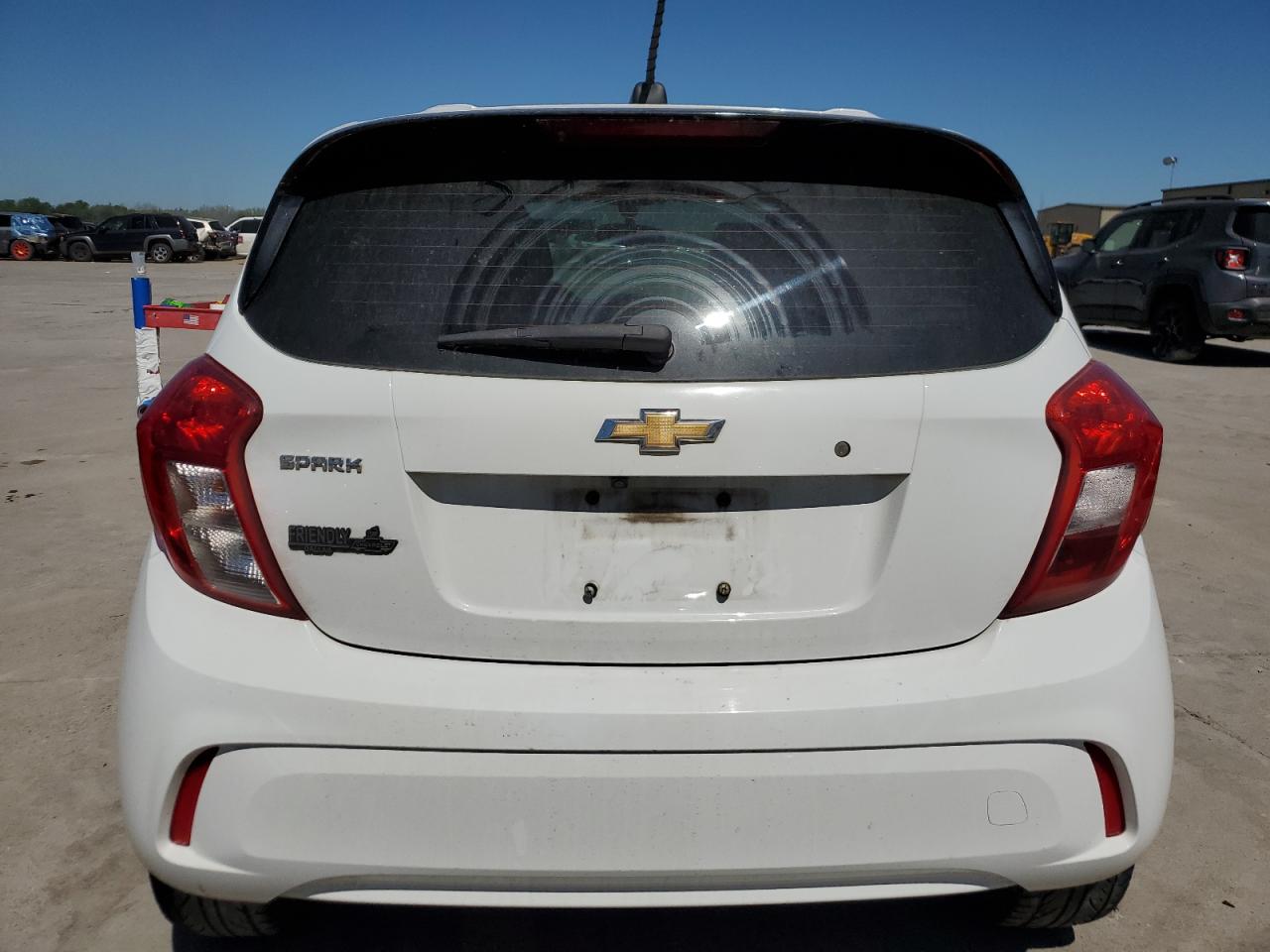 VIN KL8CB6SA6JC480392 2018 CHEVROLET SPARK no.6