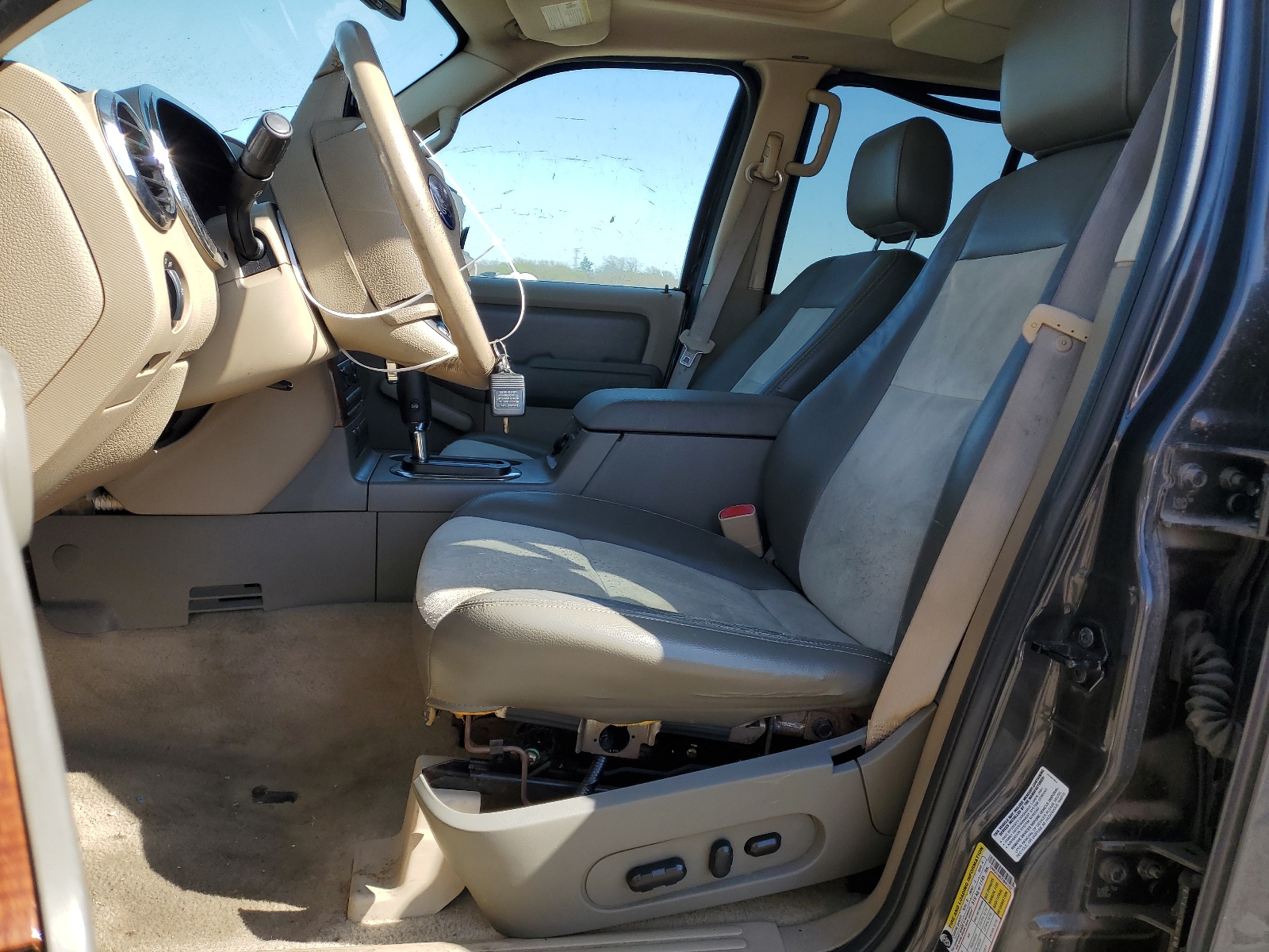 1FMEU74867UB07152 2007 Ford Explorer Eddie Bauer