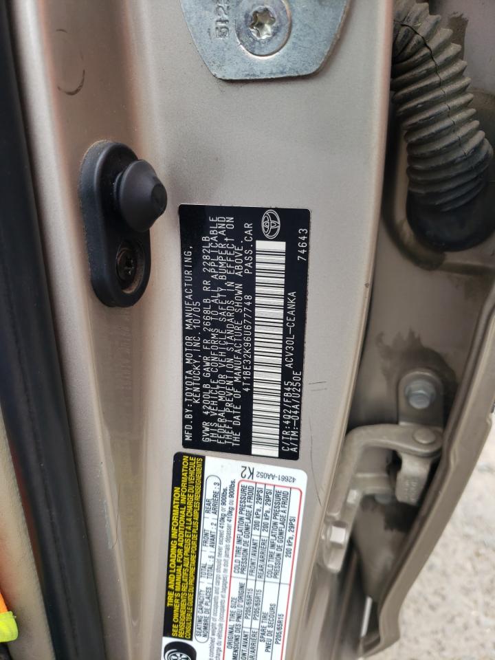 2006 Toyota Camry - Image 12