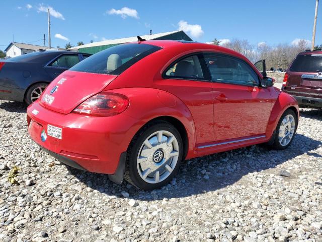 Хэтчбеки VOLKSWAGEN BEETLE 2013 Красный