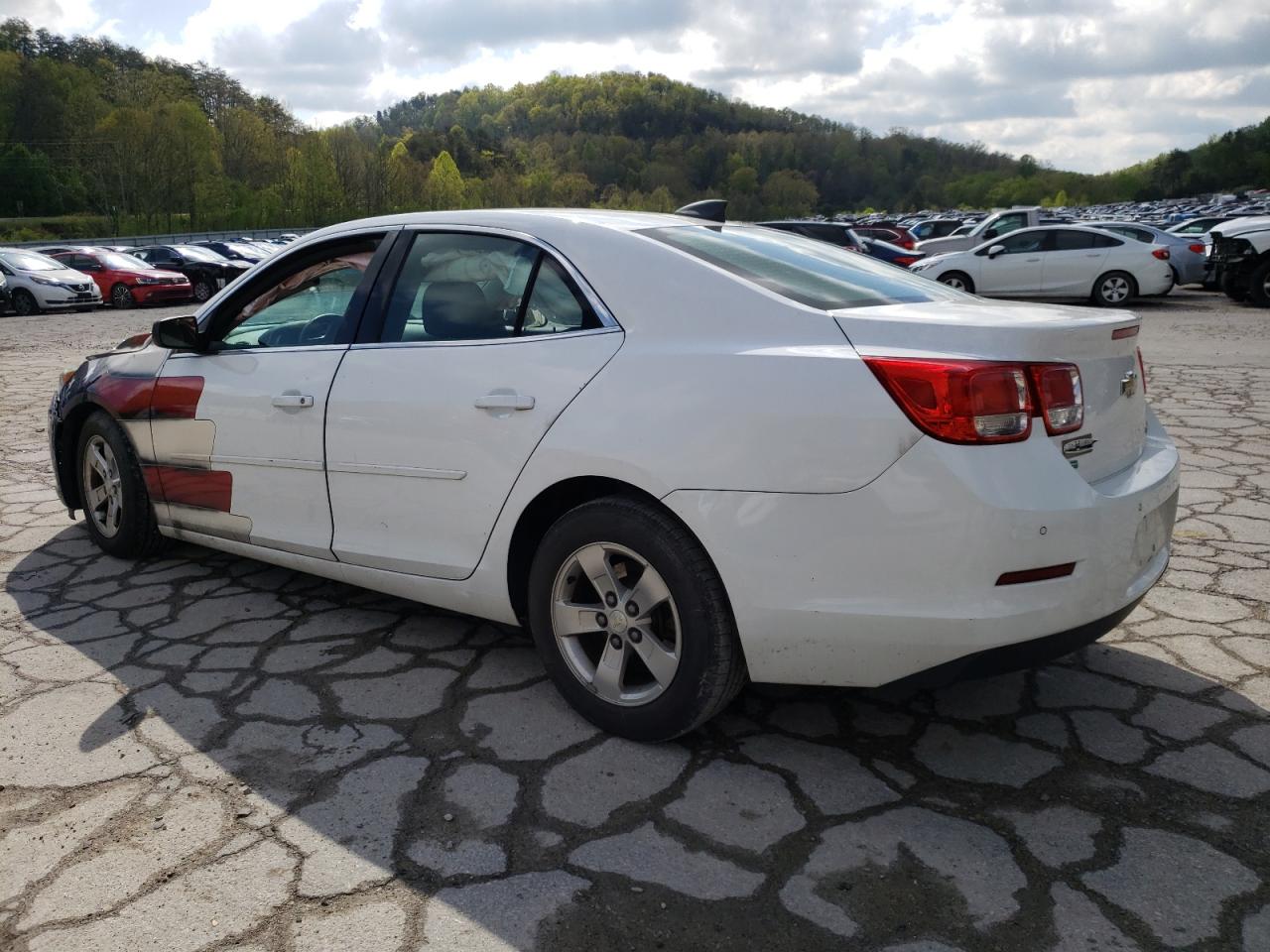 1G11A5SL3FU138468 2015 CHEVROLET MALIBU - Image 2