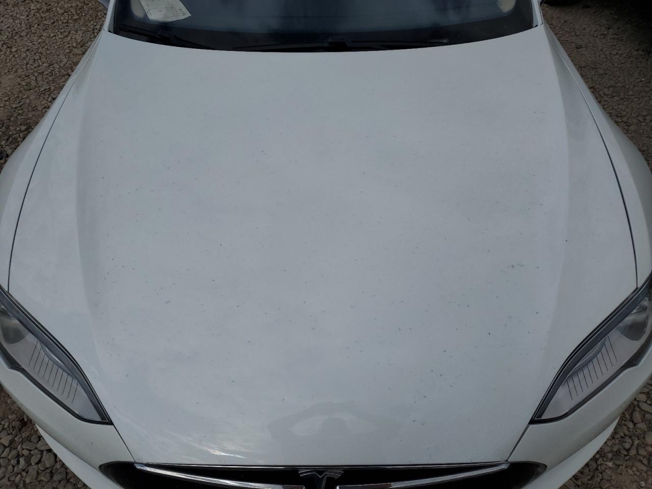 5YJSA1E27FF113931 2015 Tesla Model S