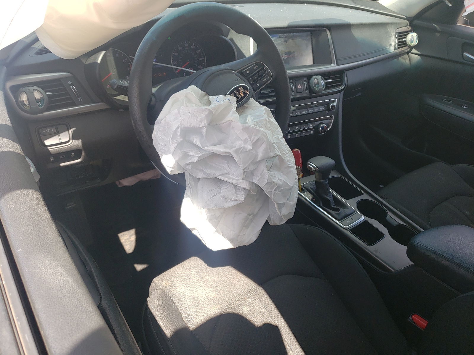 5XXGT4L30JG184312 2018 Kia Optima Lx