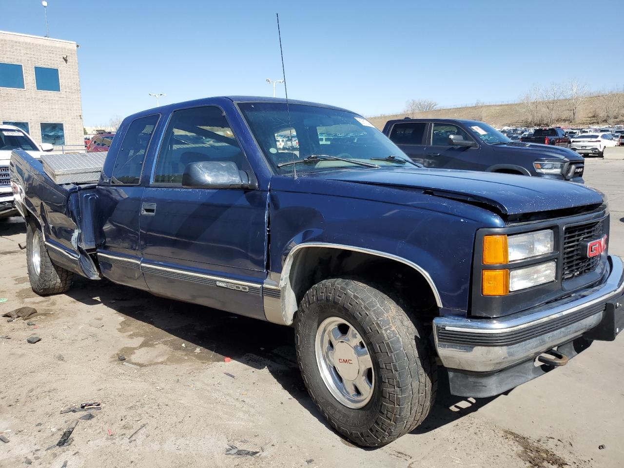 1996 GMC Sierra K1500 VIN: 2GTEK19R4T1562600 Lot: 50612474