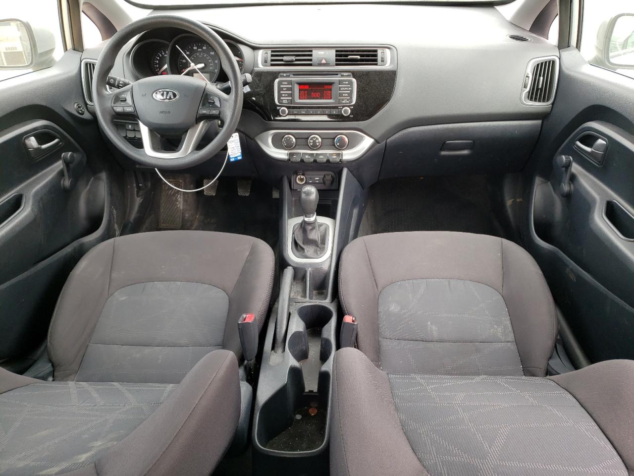 KNADM4A3XG6633034 2016 Kia Rio Lx