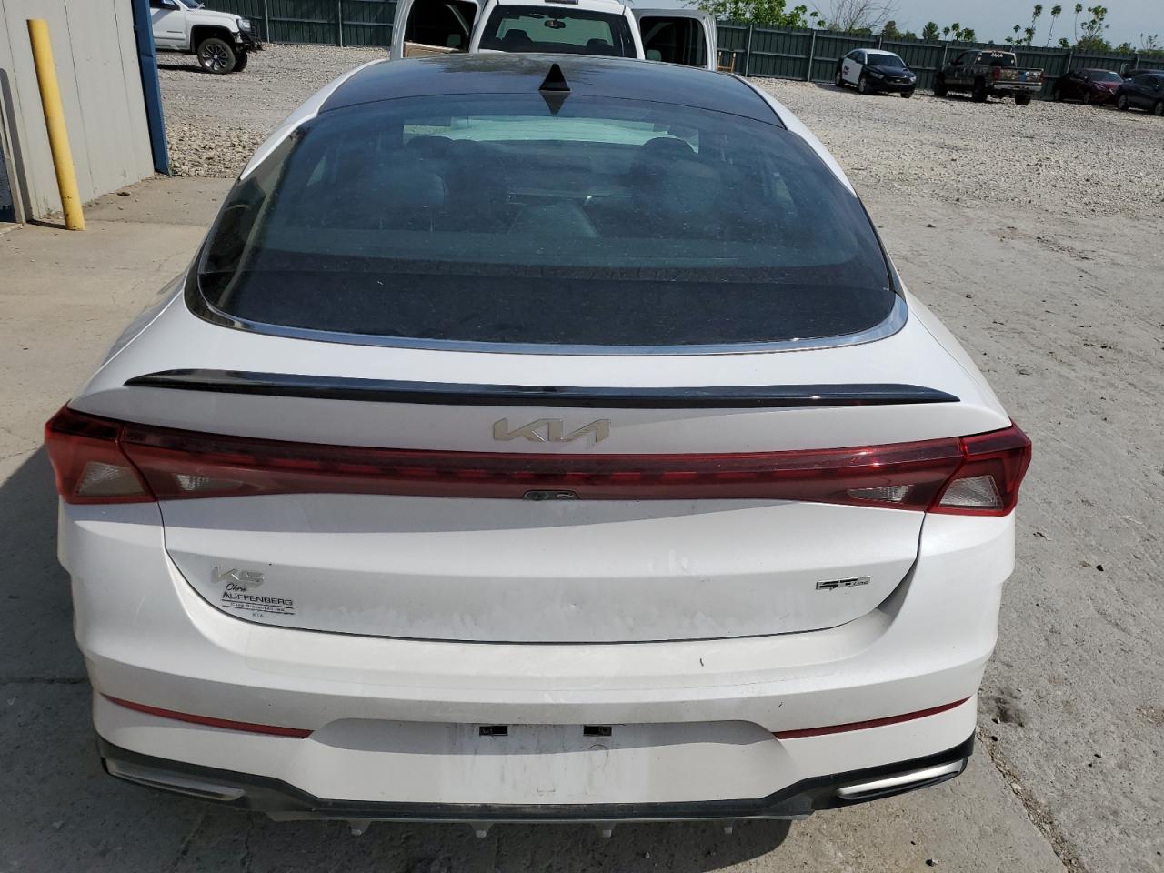 2024 Kia K5 - Image 6