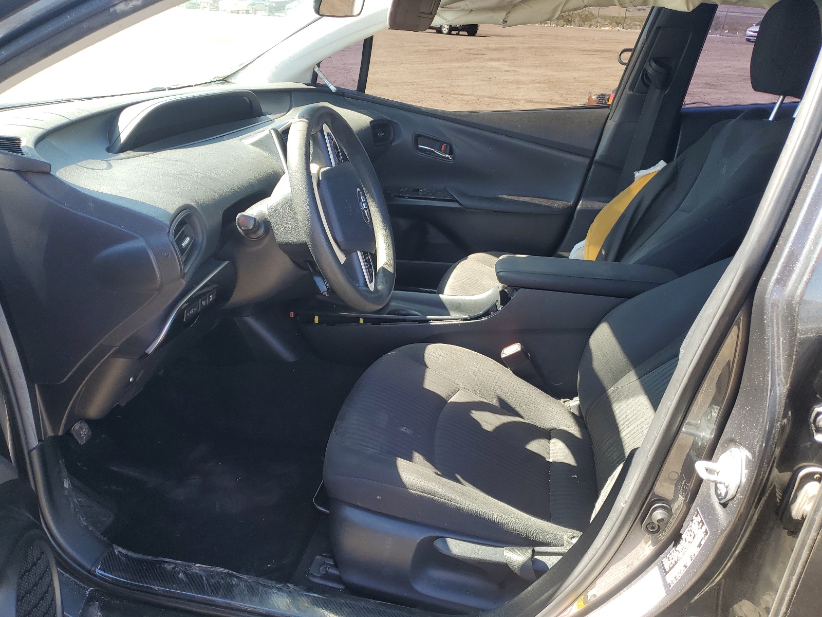 JTDKBRFU9H3056174 2017 Toyota Prius